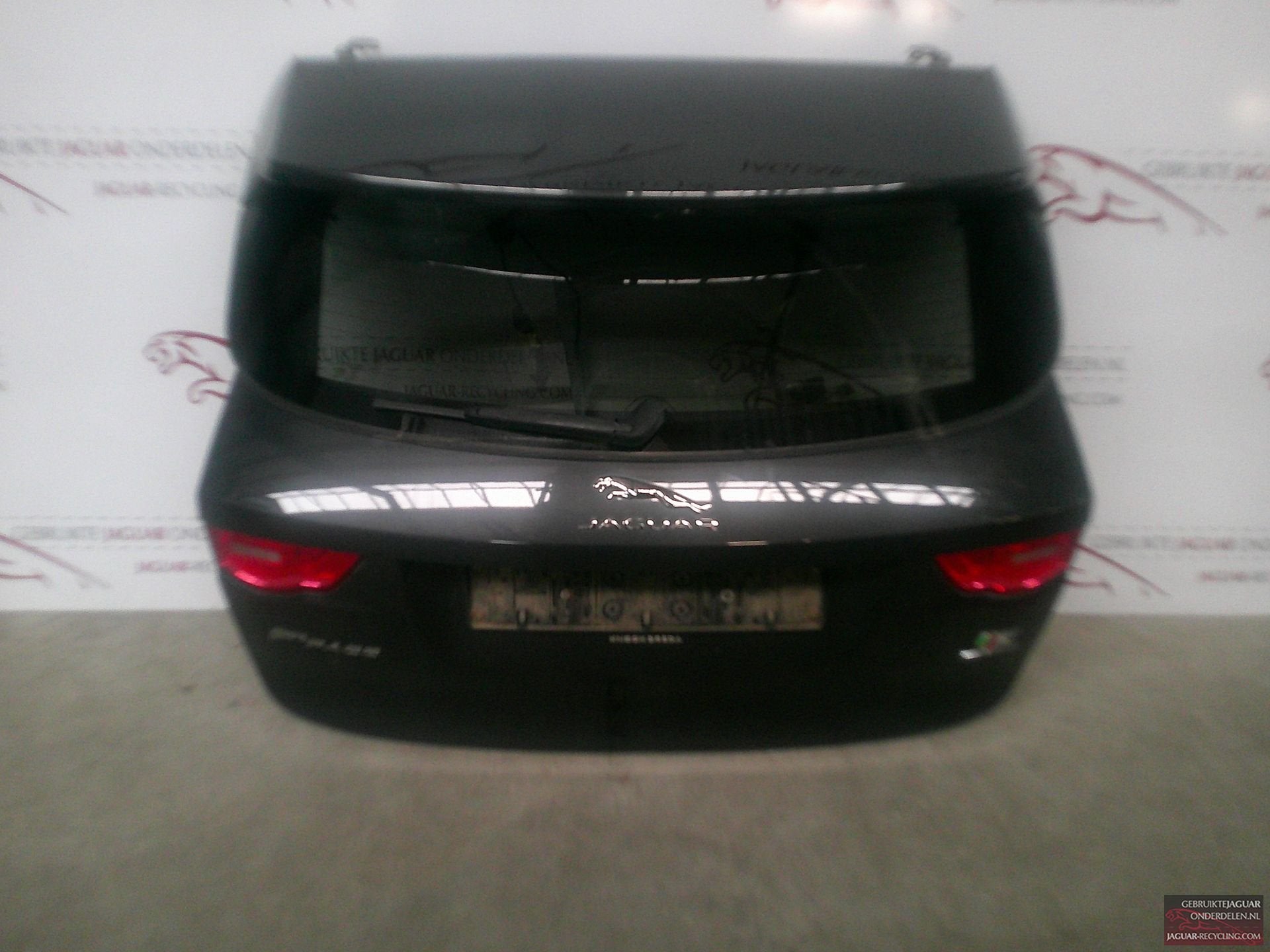 Achterklep Jaguar F-Pace grijs T4A13309LML, Gebruikt, Ophalen of Verzenden, Jaguar, Achter