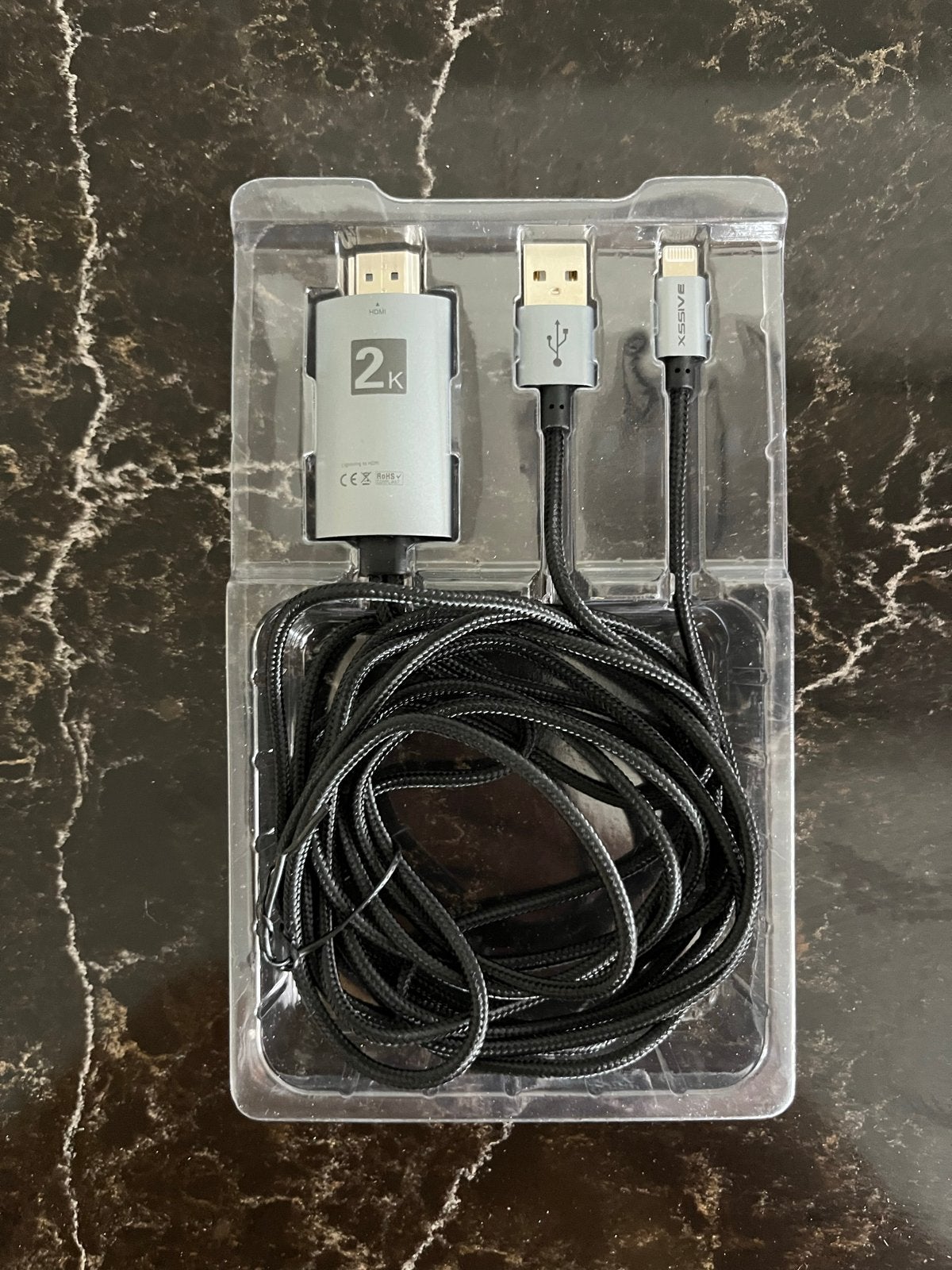 XSSIVE 8-PIN naar HDMI-kabel met USB-A voeding, Ophalen of Verzenden, Nieuw, Minder dan 2 meter, HDMI-kabel