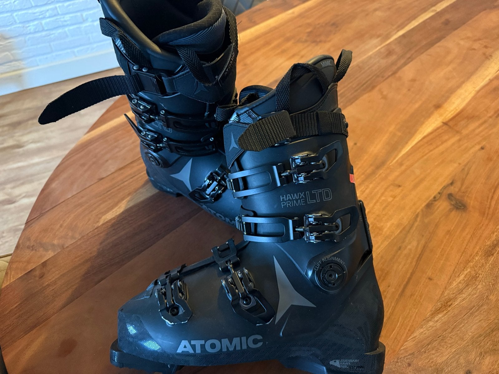 Atomic Hawx Prime LTD skischoenen - Maat 45,5 / 46 (29,5 ), Sport en Fitness, Ophalen, 160 tot 180 cm, Schoenen, Zo goed als nieuw