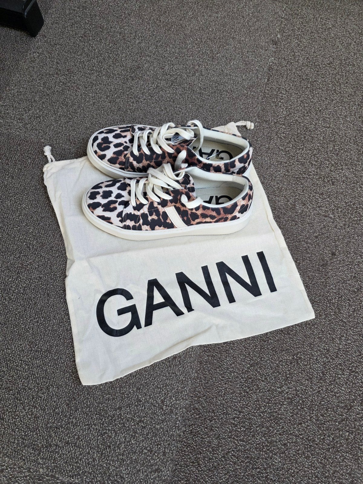 Ganni Leopard Print Sneakers Maat 41 - Nieuwstaat, Overige kleuren, Ganni, Ophalen of Verzenden, Sneakers of Gympen