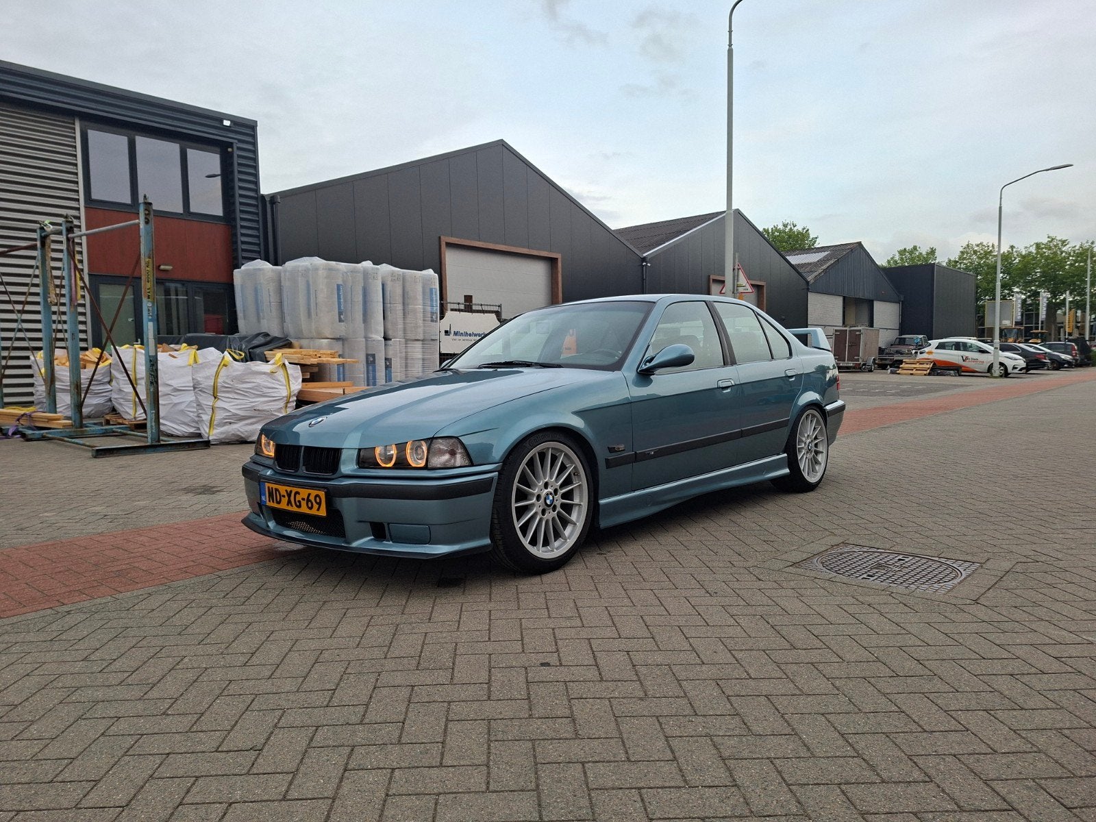 BMW 3-Serie 1.8 I 318 E2 1995 Groen, Achterwielaandrijving, 4 cilinders, 1796 cc, Origineel Nederlands