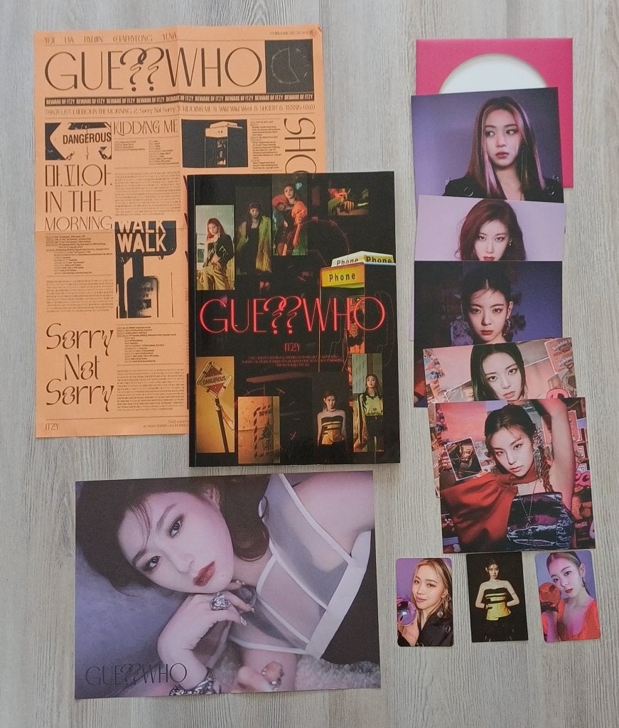 ITZY - Guess Who? Album, Cd's en Dvd's, Cd's | Pop, Zo goed als nieuw, K-pop, Album, Ophalen of Verzenden
