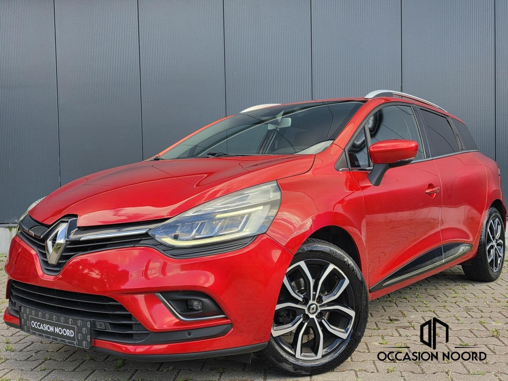 Renault Clio Estate 0.9 TCe Intens|R-Link|Bose|Keyless|Led|, Auto's, Voorwielaandrijving, 1063 kg, Gebruikt, Euro 6