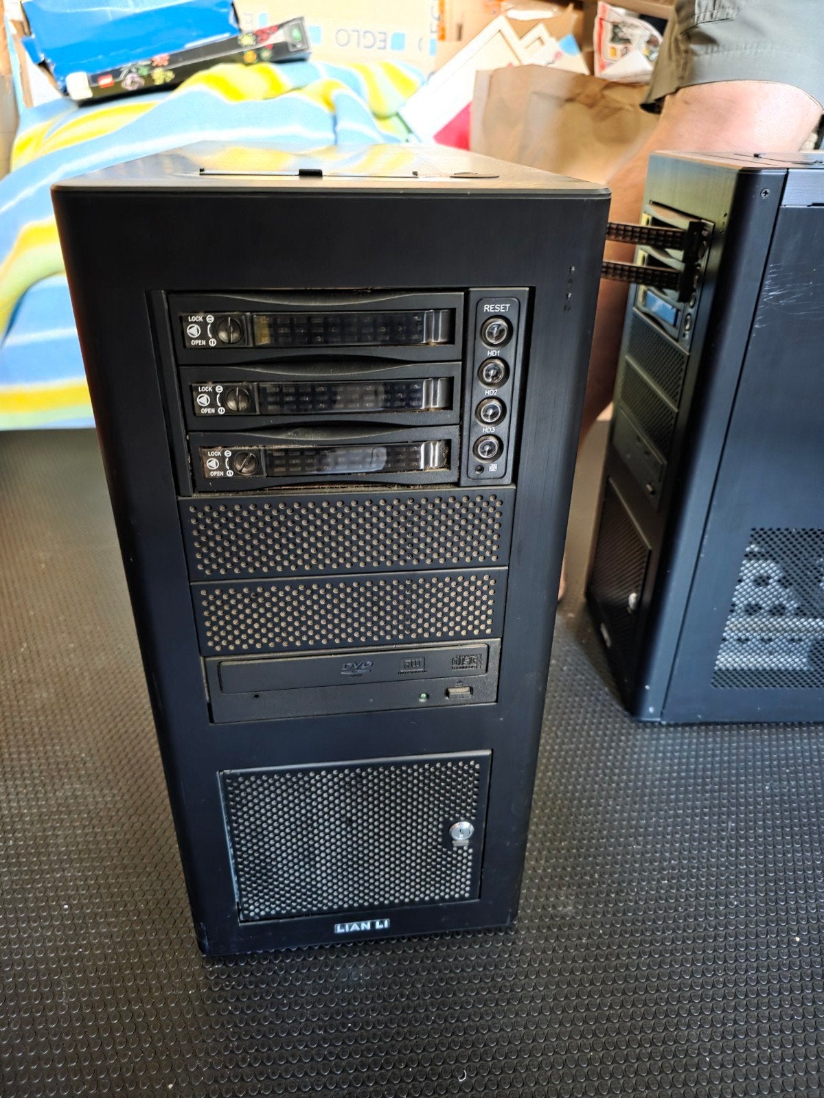 Lian Li Server PC - ASUS Moederbord, Intel Processor, Ophalen, Gebruikt, HDD, 32 GB