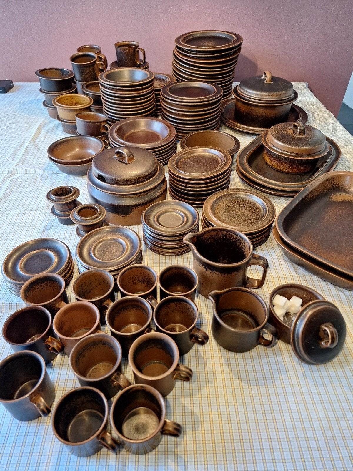 Grote collectie Arabia Ruska servies, Ophalen