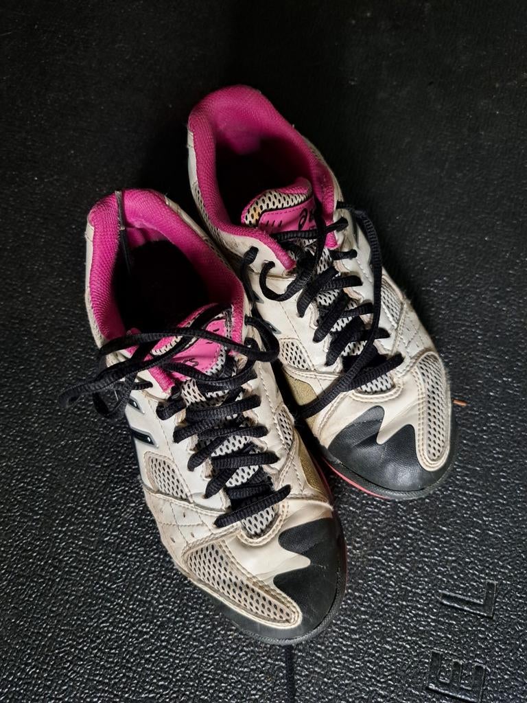 Korfbalschoenen veld, Ophalen of Verzenden, Gebruikt, Schoenen