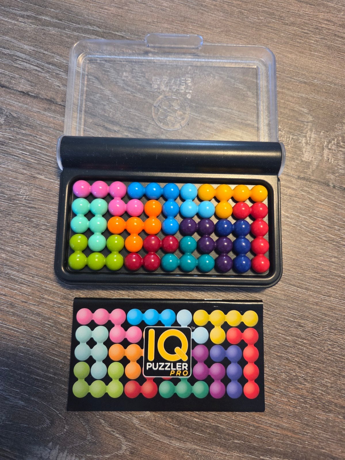 IQ Puzzler Pro - Compact en uitdagend puzzelplezier, Ophalen of Verzenden, Zo goed als nieuw, Rubik's of 3D-puzzel