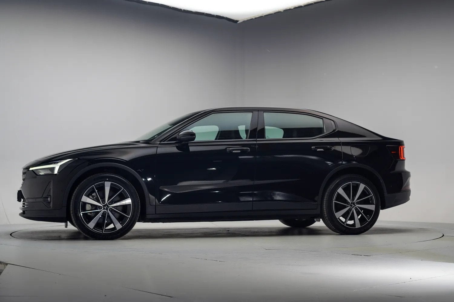 Polestar 2 Long Range Single Motor 78 kWh [ Adapt.cruise Cam, Automaat, Polestar 2, 0 cilinders, Gebruikt