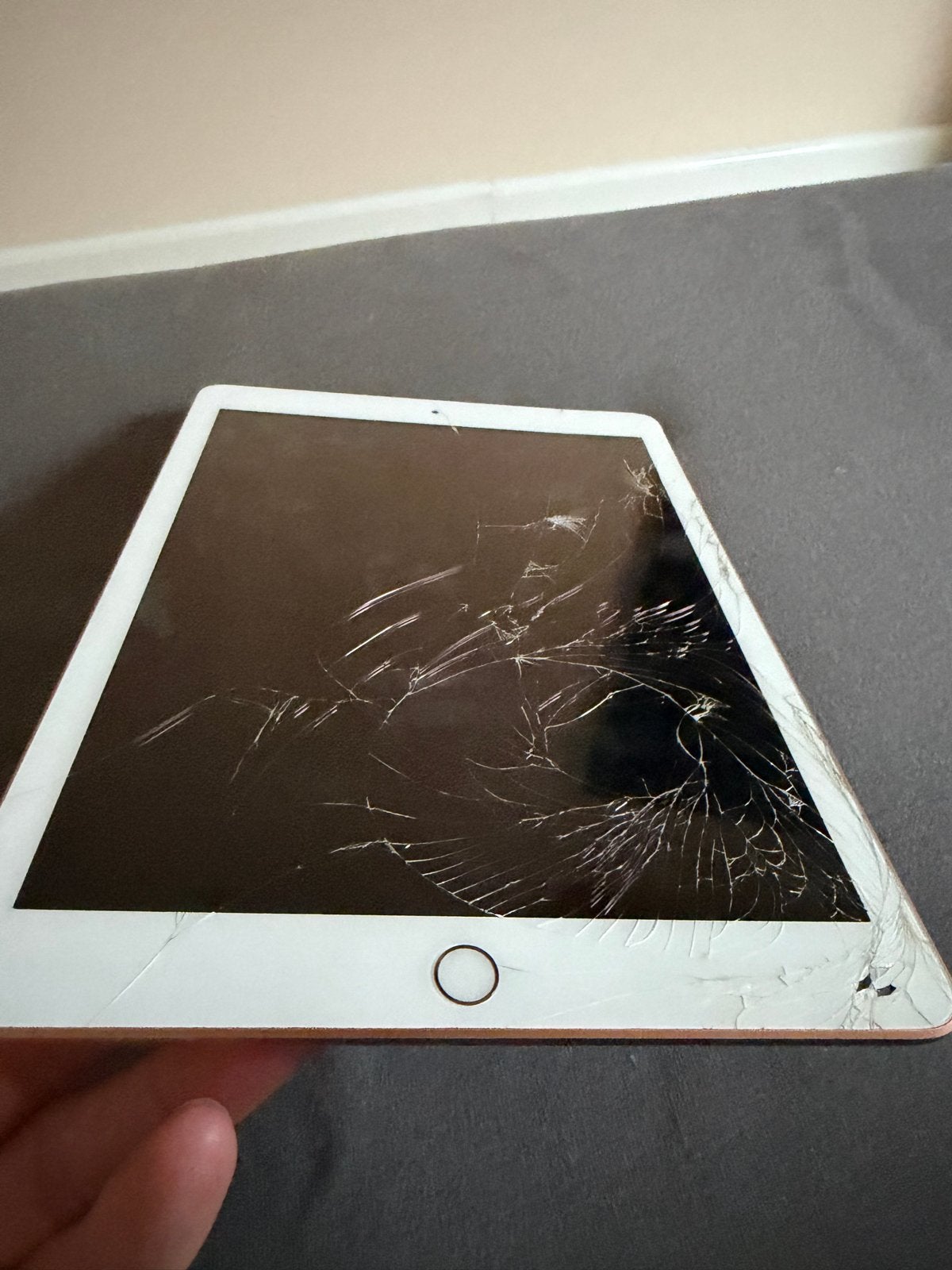 Apple iPad 6th A1893 (gebarsten scherm) - 128 GB, Gebruikt, Apple iPad, 128 GB, Wi-Fi
