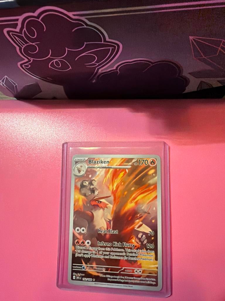 Blaziken 192/182 Pokémon kaart, Ophalen of Verzenden, Zo goed als nieuw, Losse kaart, Foil