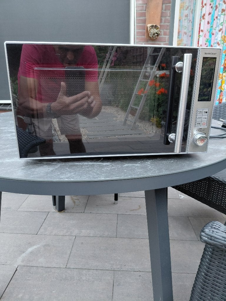 magnetron voor op de camping, Ophalen, Zo goed als nieuw