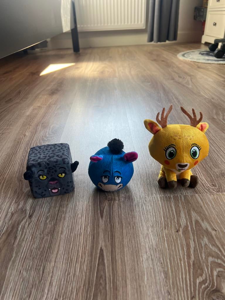 Leuke knuffels: panter, Iejoor en hertje, Gebruikt, Overige merken, Disney, Overige typen