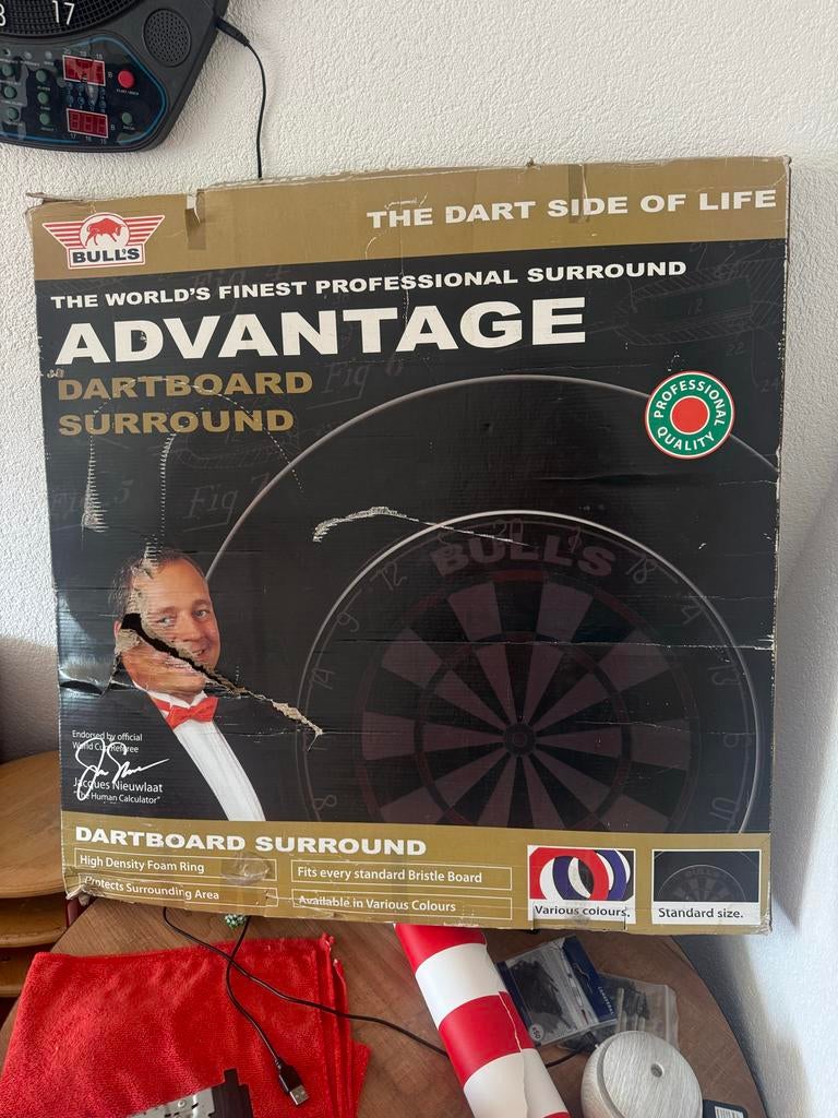 Bulls Advantage Dartbord Surround - Nieuw in doos, Ophalen of Verzenden, Nieuw, Overige typen