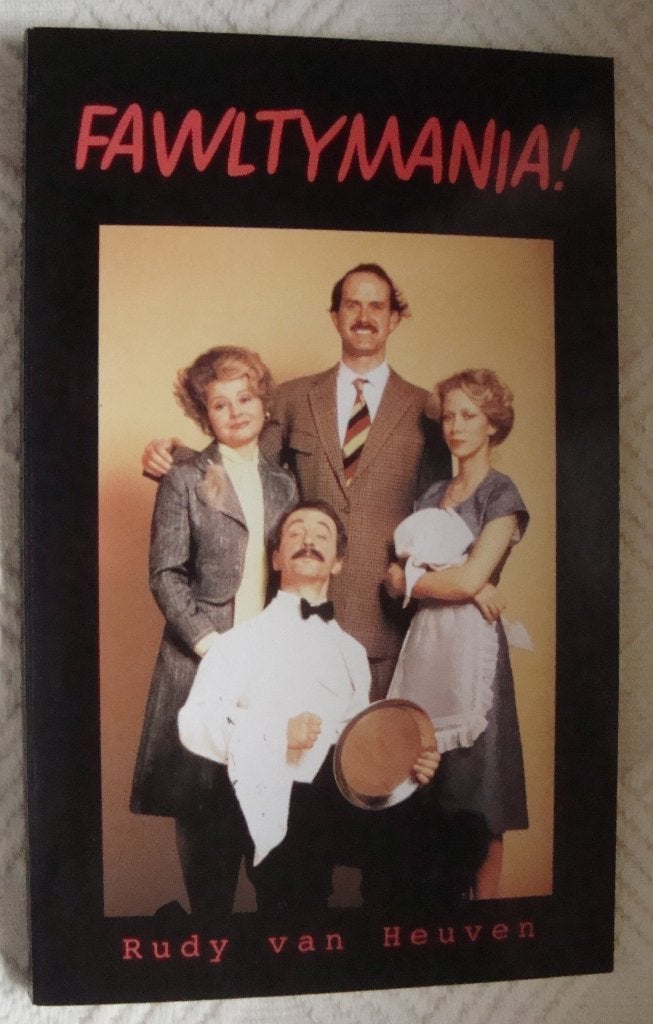 Fawltymania! - Rudi van Heuven, Tv-serie, Ophalen of Verzenden, Zo goed als nieuw, Rudi van Heuven