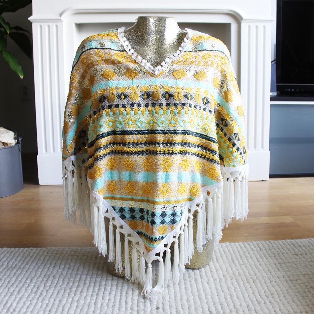 Mucho Guste Woman Poncho € 95,-, Mucho Guste, Ophalen of Verzenden, Nieuw