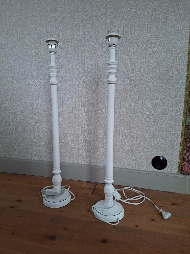 Witte lampenstaanders / lampenvoet 2 stuks, Huis en Inrichting, Ophalen of Verzenden, Minder dan 100 cm