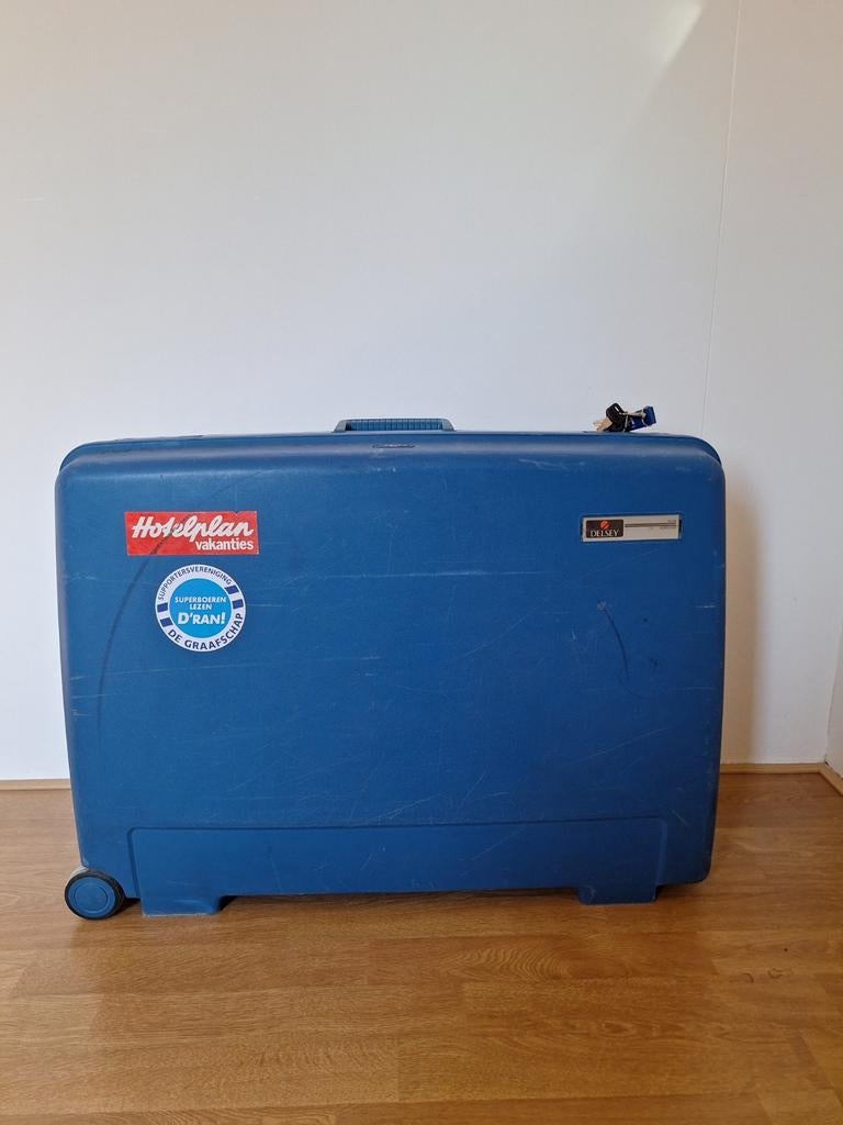 Delsey Hardschalige Koffer - Blauw, met Wieltjes, Gebruikt, Hard kunststof, 70 cm of meer, 35 tot 45 cm