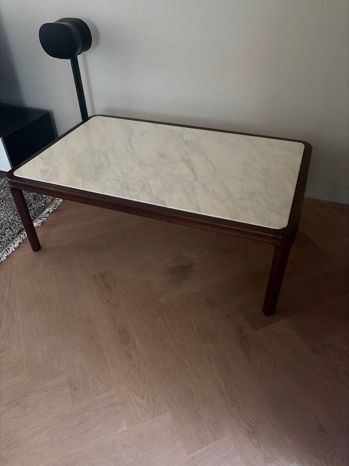 Salontafel met Marmeren Blad, Huis en Inrichting, Tafels | Salontafels, Gebruikt, 100 tot 150 cm, Overige houtsoorten, 50 tot 100 cm