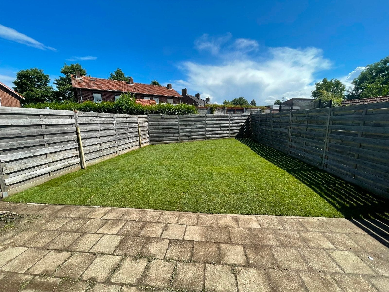 Feller Groen–Hovenier voor tuinonderhoud, aanleg & renovatie, Diensten en Vakmensen, Tuinmannen en Stratenmakers, Bestrating
