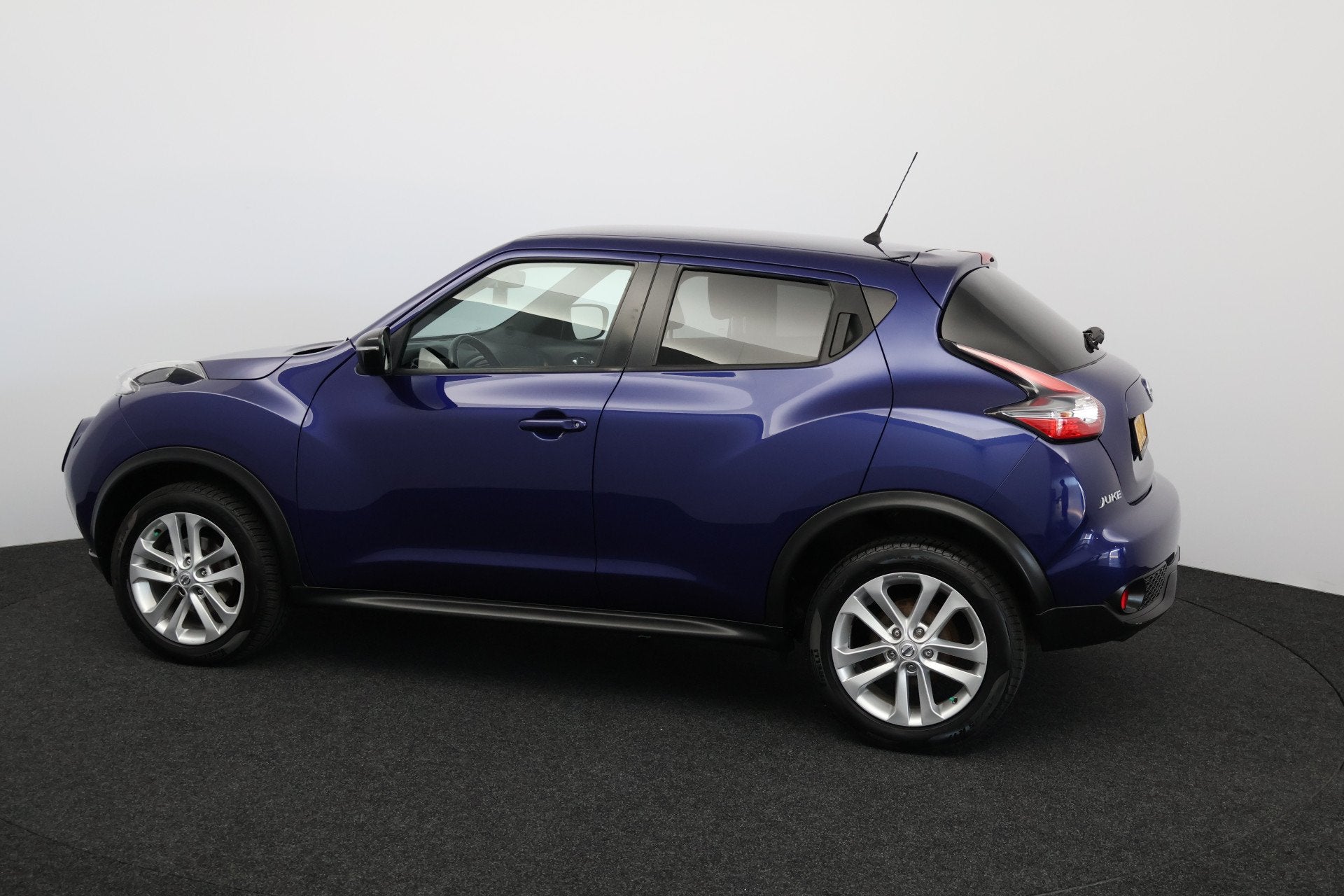 Nissan Juke 1.2 DIG-T S/S Business Edition/ Camera/ 17'' LMV, Voorwielaandrijving, 639 kg, Stof, 116 pk