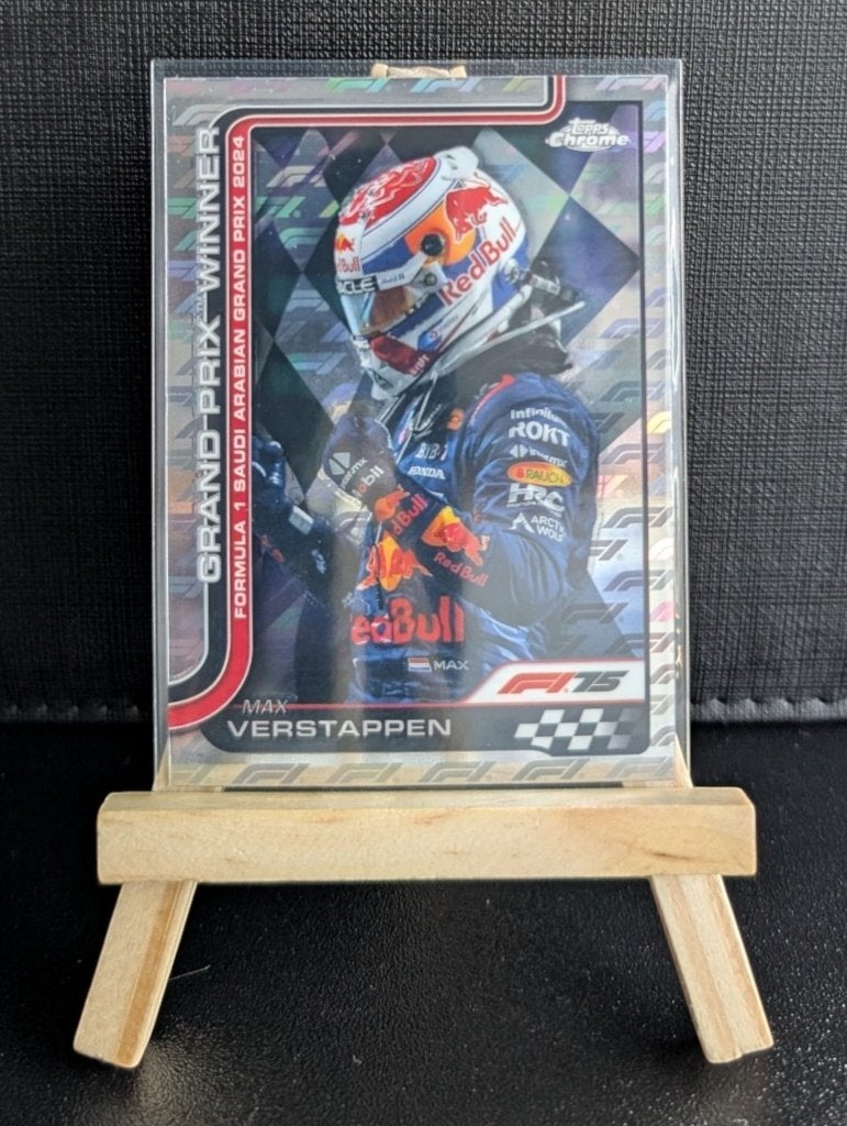 2025 topps Chrome f1 Max verstappen #94 Logo refractor, Hobby en Vrije tijd, Stickers en Plaatjes, Ophalen of Verzenden, Zo goed als nieuw