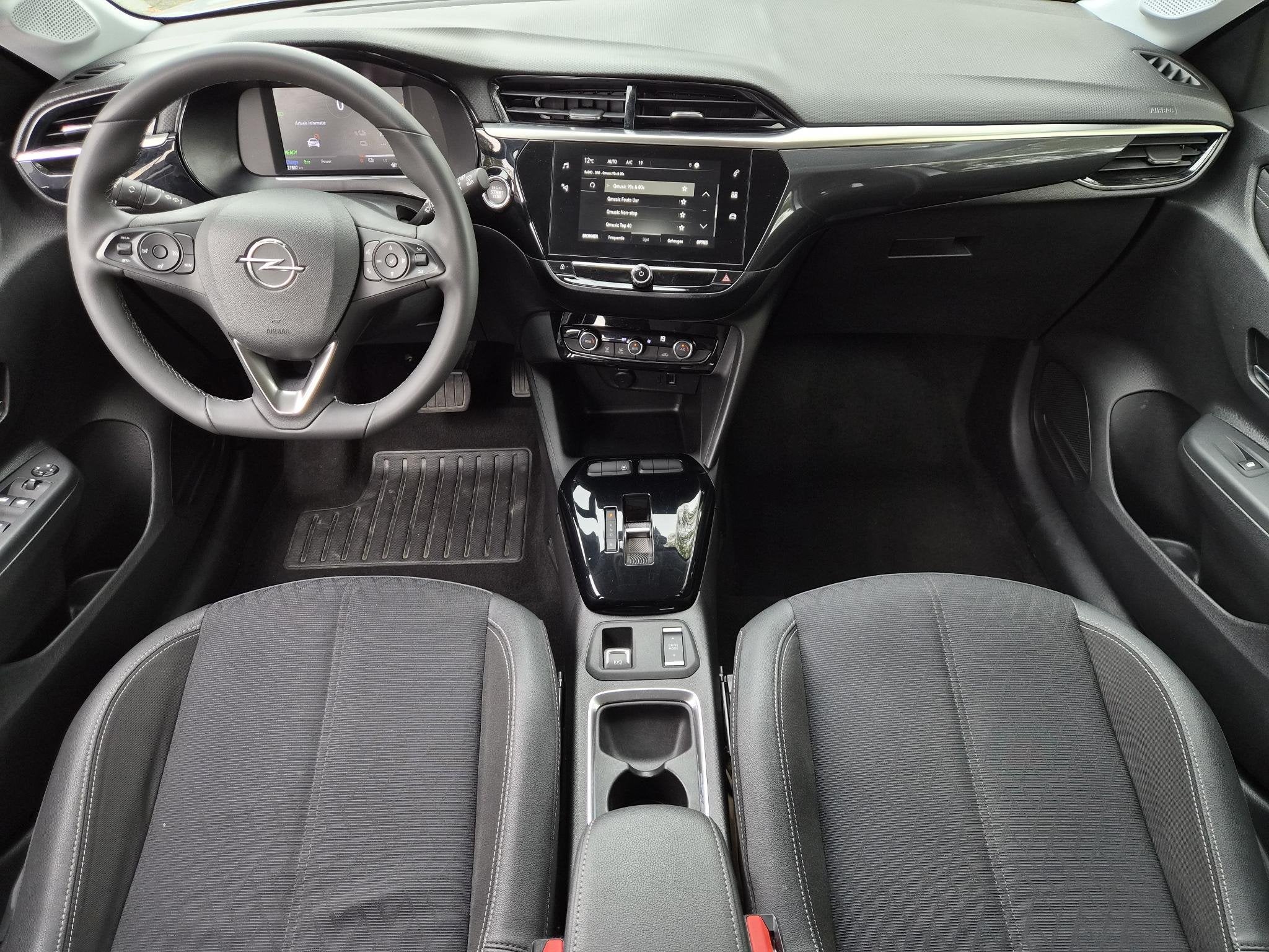 Opel Corsa-e Edition 50 kWh / SOH 100% / CCS snellader / Cru, Auto's, Gebruikt, Blauw, 315 min, 1430 kg