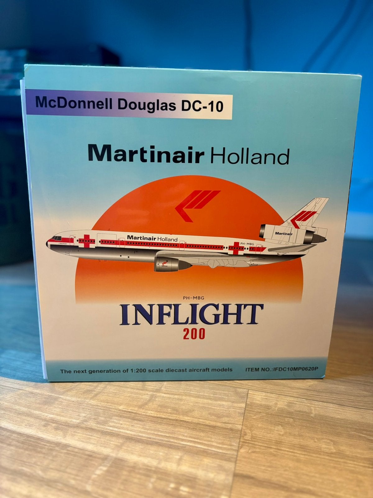 Martinair Douglas DC-10 rode kruis, Verzamelen, Ophalen of Verzenden, Nieuw, Schaalmodel