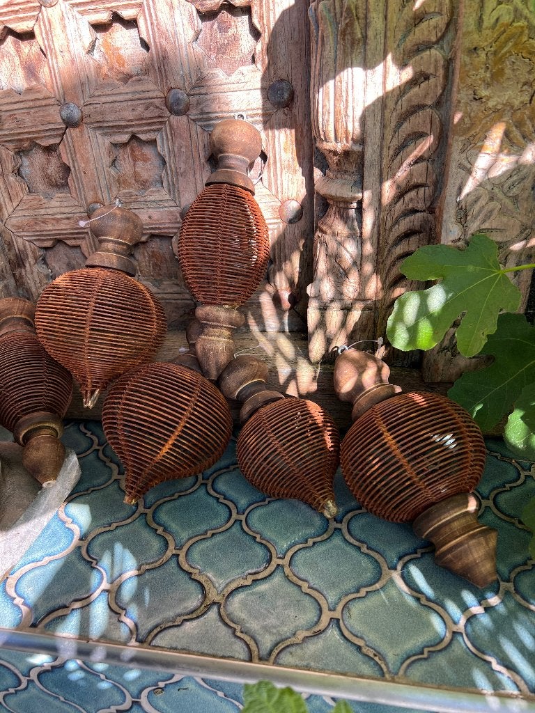 Roest met hout decoratie bollen oosters hanger, Verburgt Vintage, Nieuw, Ophalen of Verzenden, https://verburgtvintage.nl/#contact