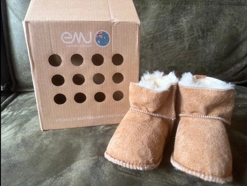 Babyslofjes schapenwol maat 20, Ophalen of Verzenden, Zo goed als nieuw, Jongetje of Meisje, Slofjes