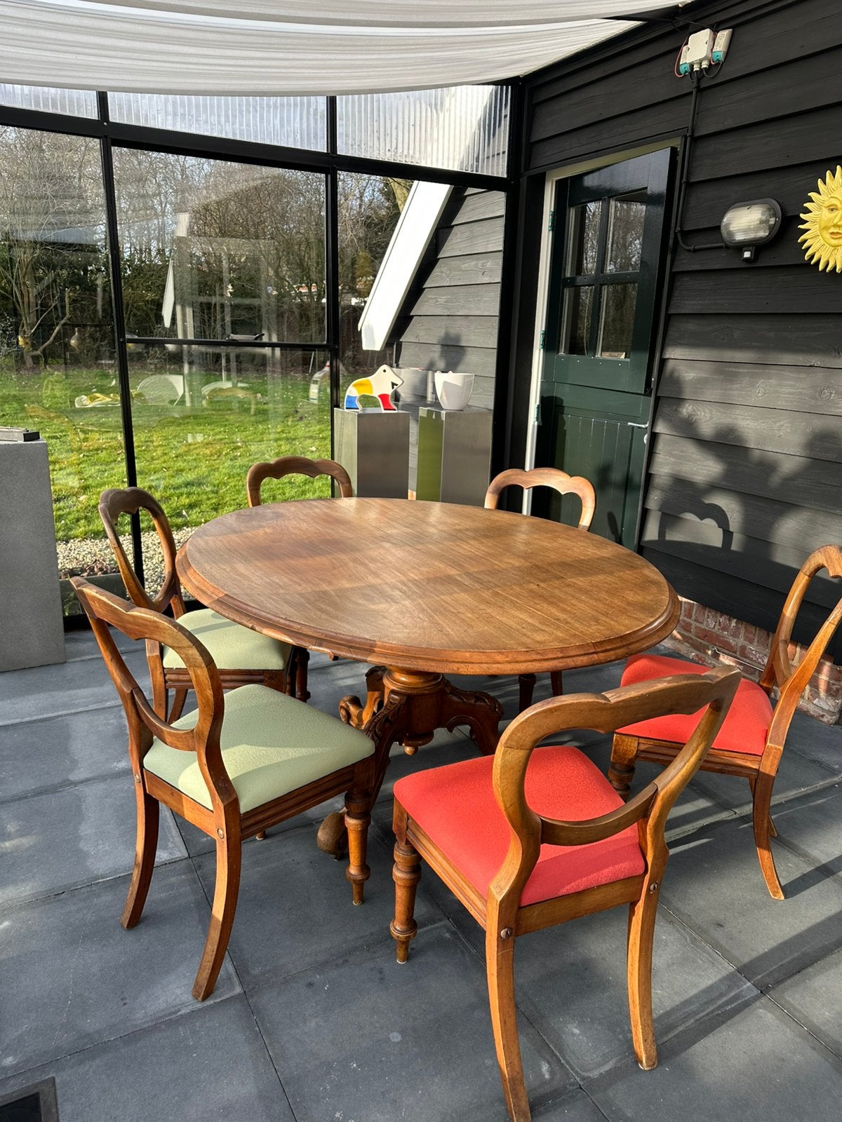 Prachtige  grote ovale Biedermeier tafel met 6 stoelen, Ophalen