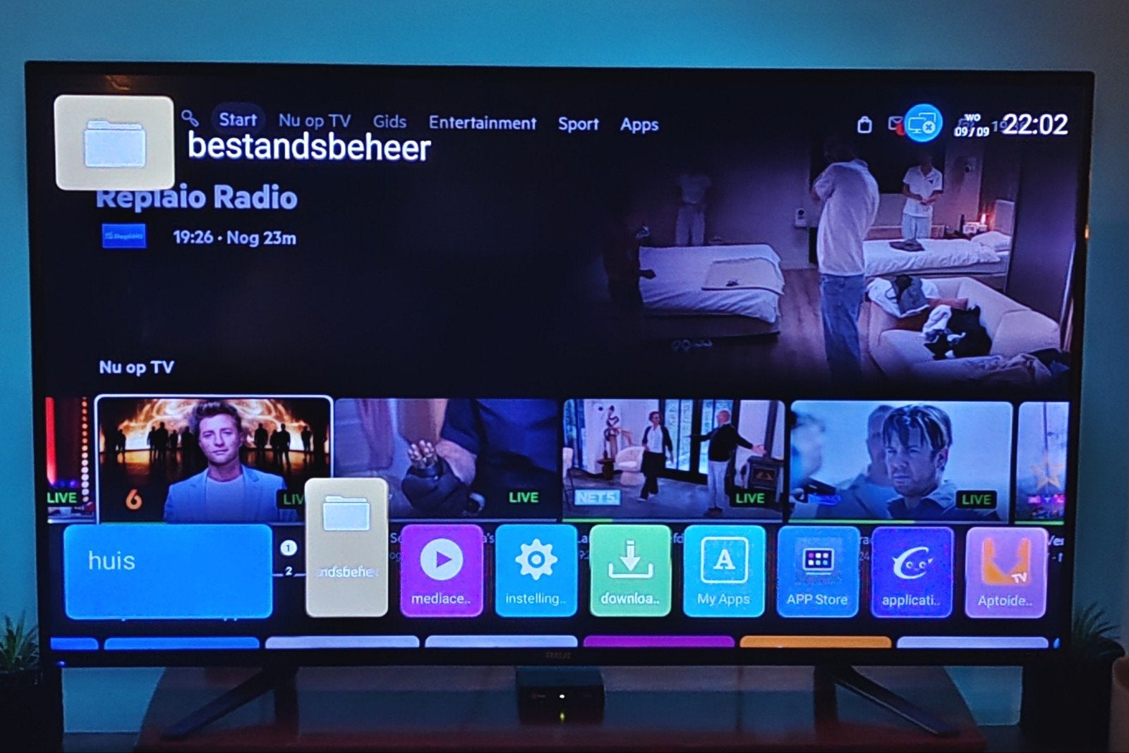 RCA 55 inch 4K Smart TV, incl. voetjes en afstandsbediening, 50 Hz, 100 cm of meer, 4k (UHD), Smart TV