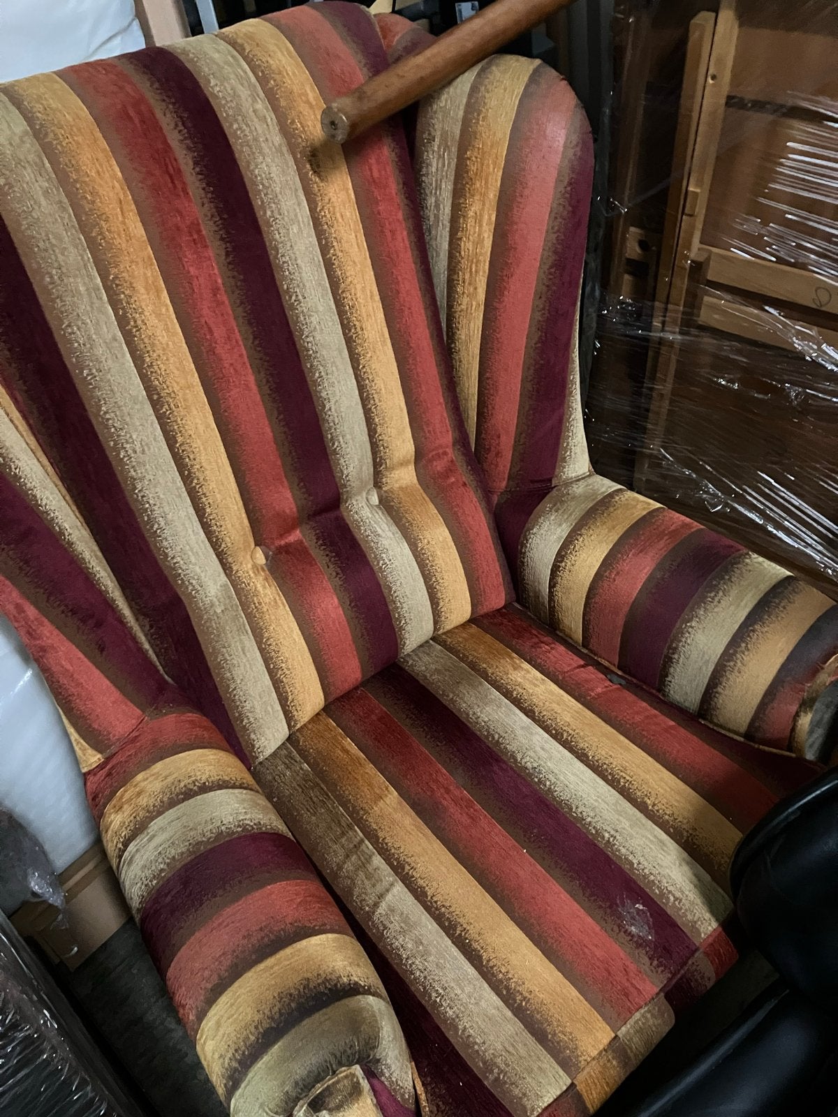 Comfortabele fauteuil met hocker met gestreepte bekleding, Ophalen, Gebruikt, Stof, 75 tot 100 cm