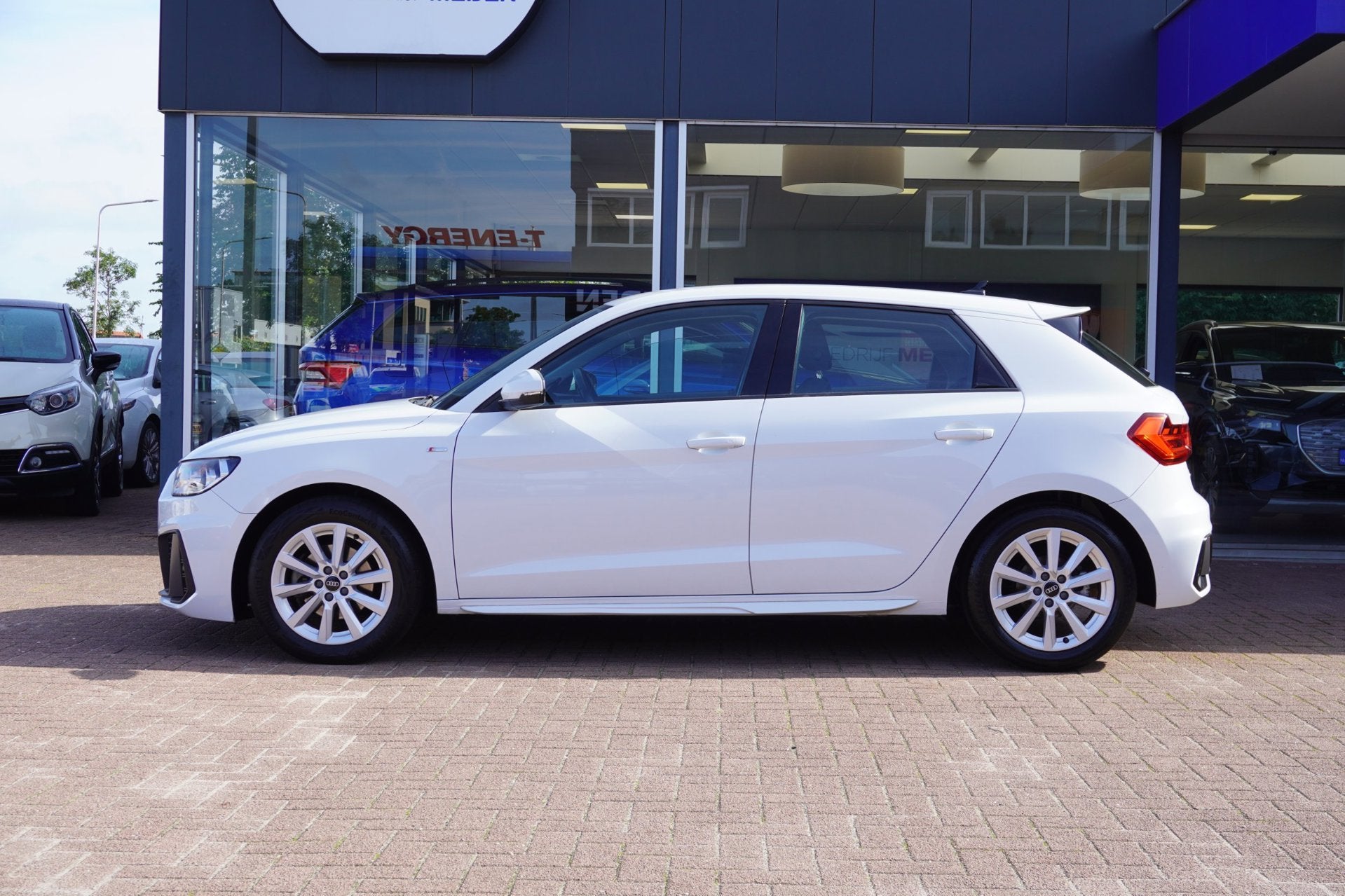 Audi A1 Sportback 30 TFSI Pro Line S | Automaat | Carplay |, Auto's, Dealer onderhouden, Stof, Origineel Nederlands, Bedrijf