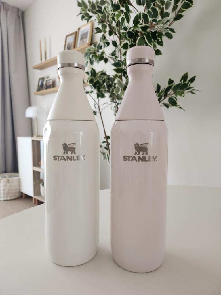 Flessen - 2 originele Stanley drinkflessen – 0.6L, Ophalen of Verzenden