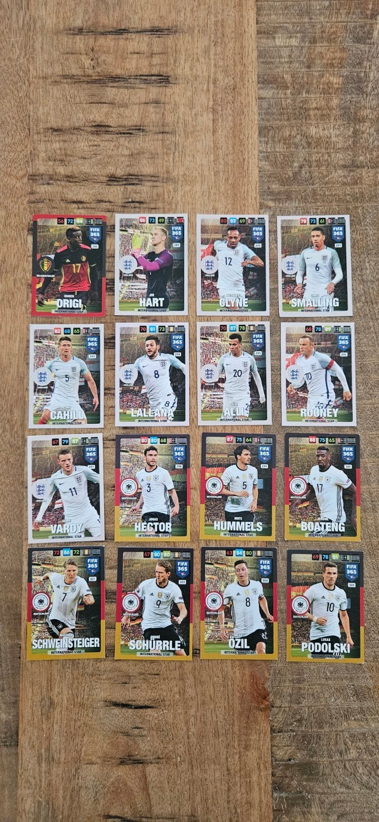 Panini FIFA 365 Adrenalyn XL 2016/2017, Hobby en Vrije tijd, Stickers en Plaatjes, Ophalen of Verzenden, Zo goed als nieuw, Meerdere plaatjes