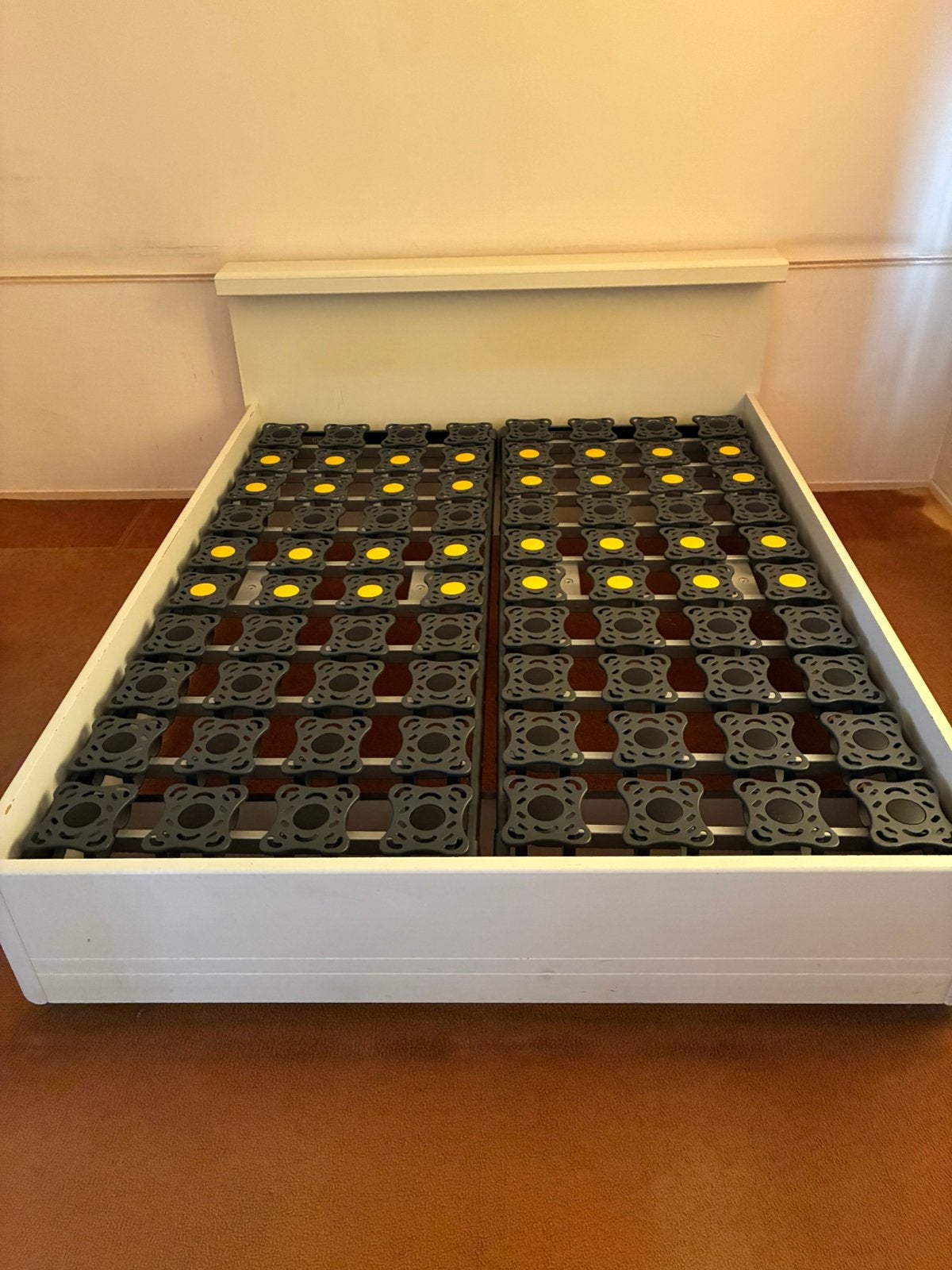 Twee Discflex vlak lattenbodems  80 x 200, Ophalen, Verstelbaar, Eenpersoons, Zo goed als nieuw