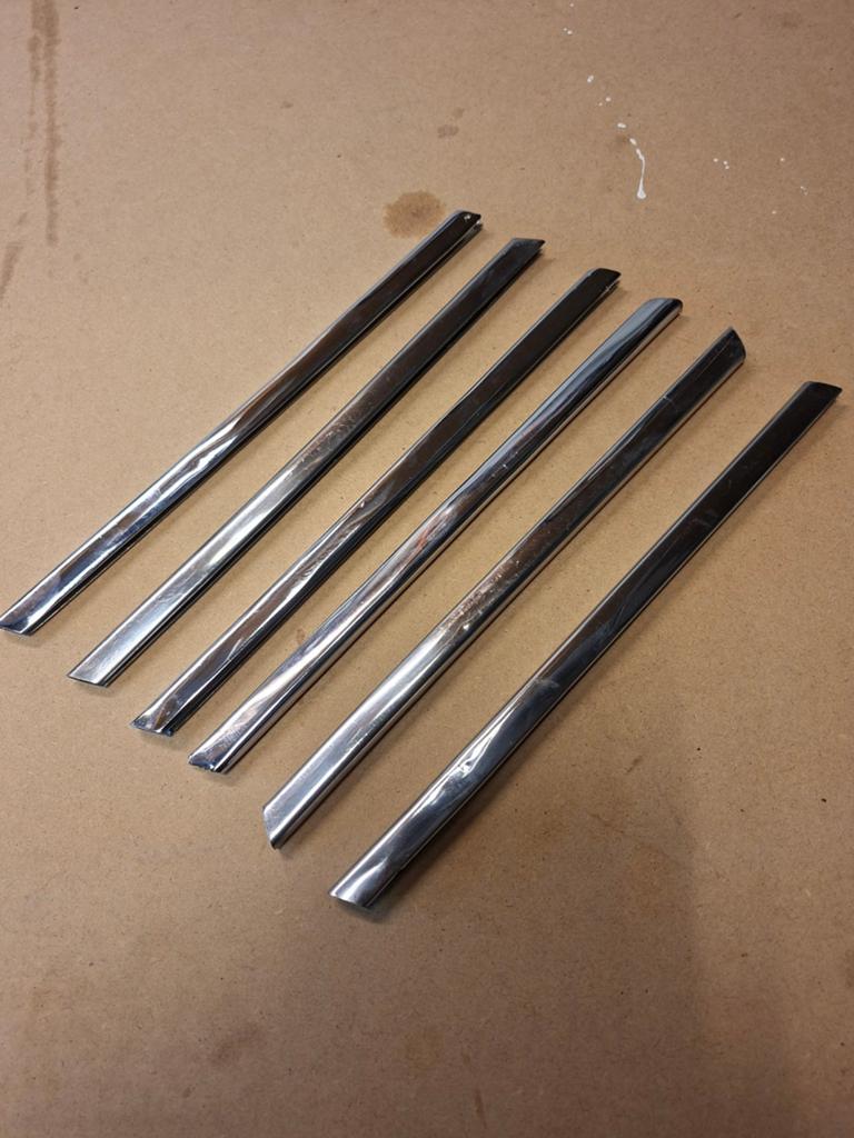 TRIUMPH VITESSE / HERALD CHROME FINISHER, Ophalen of Verzenden, Gebruikt, Achter, Triumph