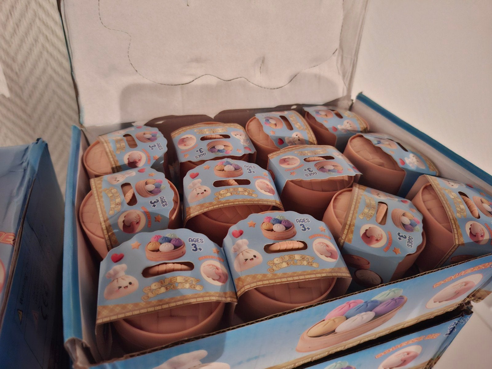 Squishy Dumpling 5,5cm - Doos 24 stuks, Ophalen of Verzenden, Nieuw, Jongen of Meisje