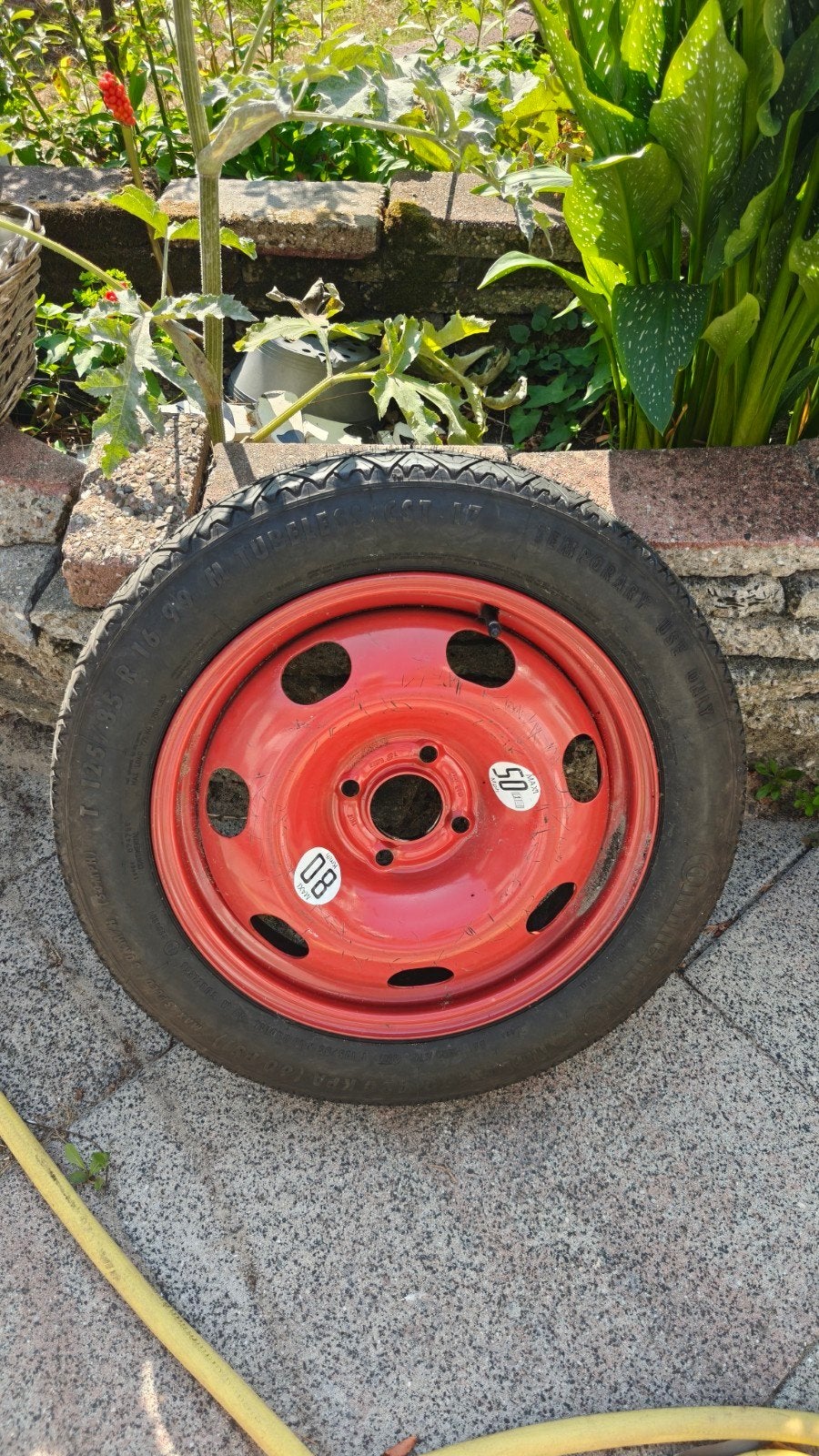 Continental reservewiel 125/85 R16 met rode velg, Ophalen of Verzenden, Gebruikt