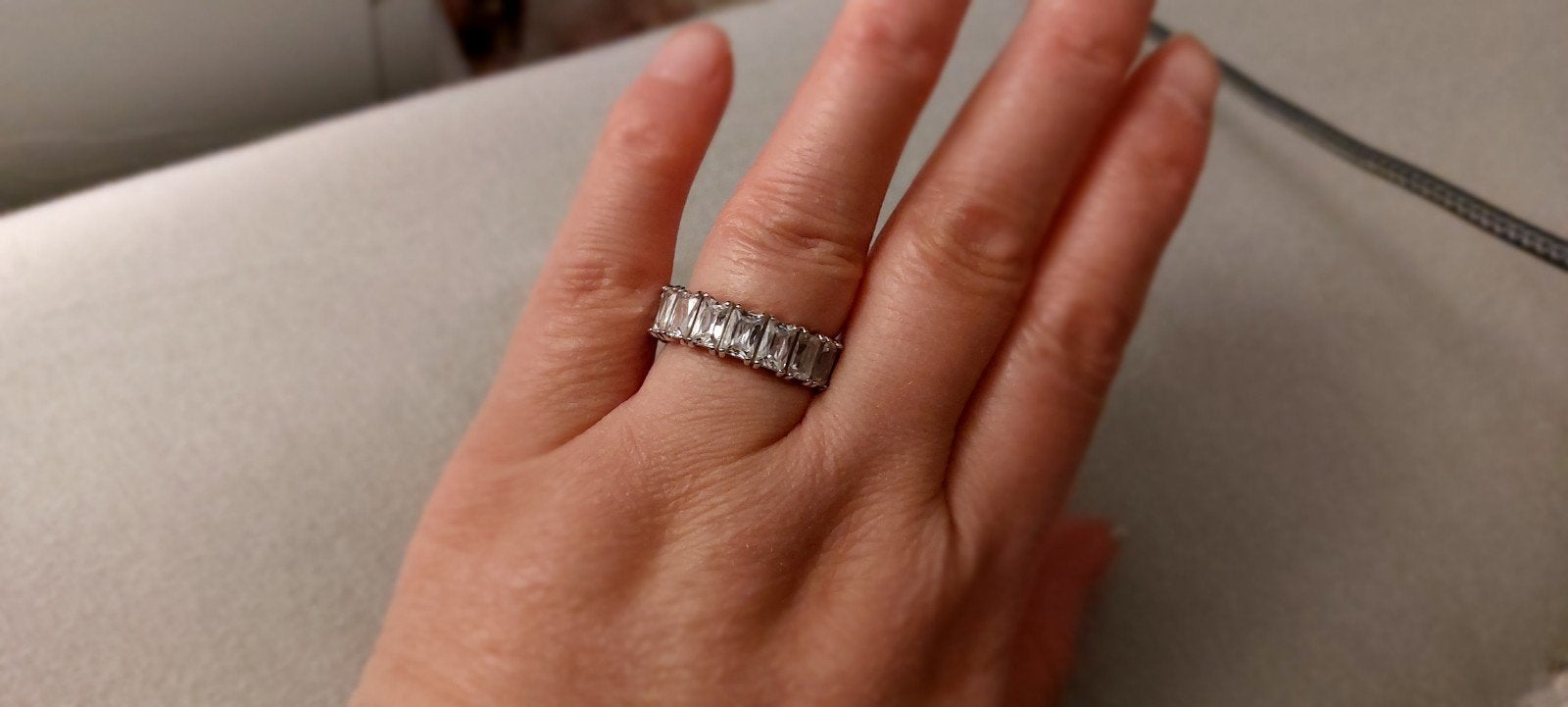 Elegante swarovski Ring met baguette, Met kristal, 20 of groter, Ophalen of Verzenden, Zo goed als nieuw