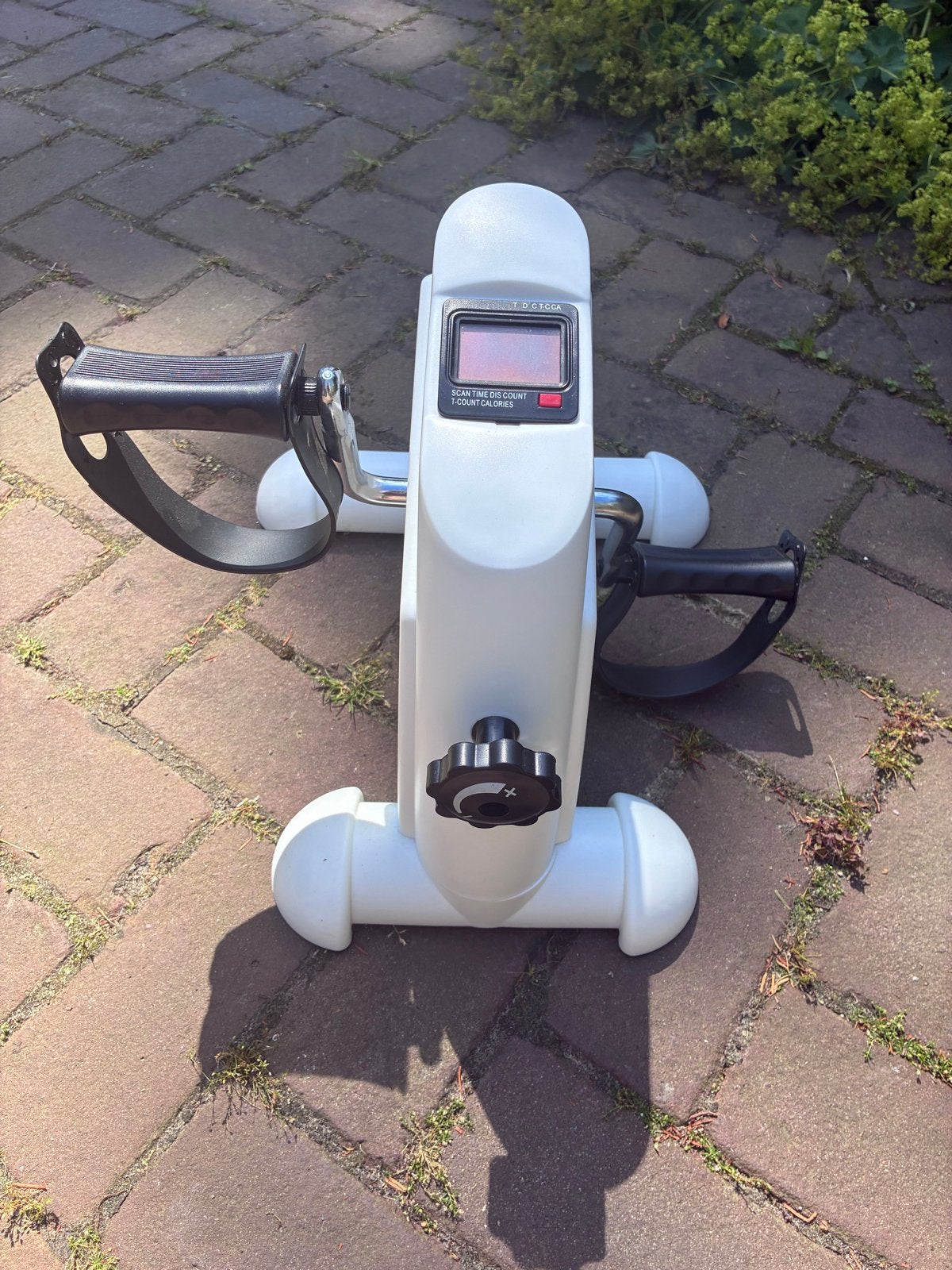 Virtufit Fiets voor onder bureau - Compacte thuistrainer, Sport en Fitness, Ophalen, Zo goed als nieuw, Armen, Overige typen