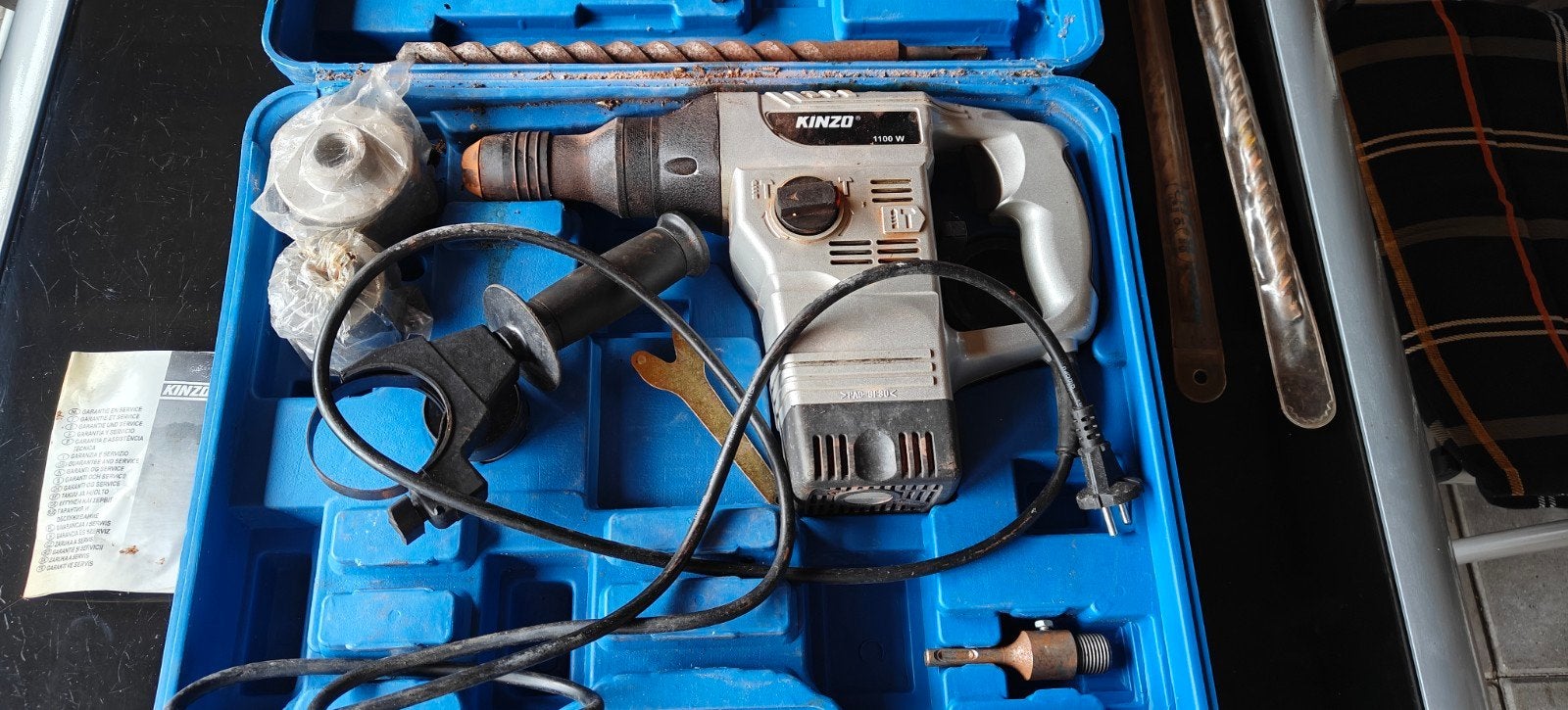 Kinzo Boorhamer met borenset in koffer, Ophalen, Boor- en/of Breekhamer, Klopboormechanisme, Gebruikt