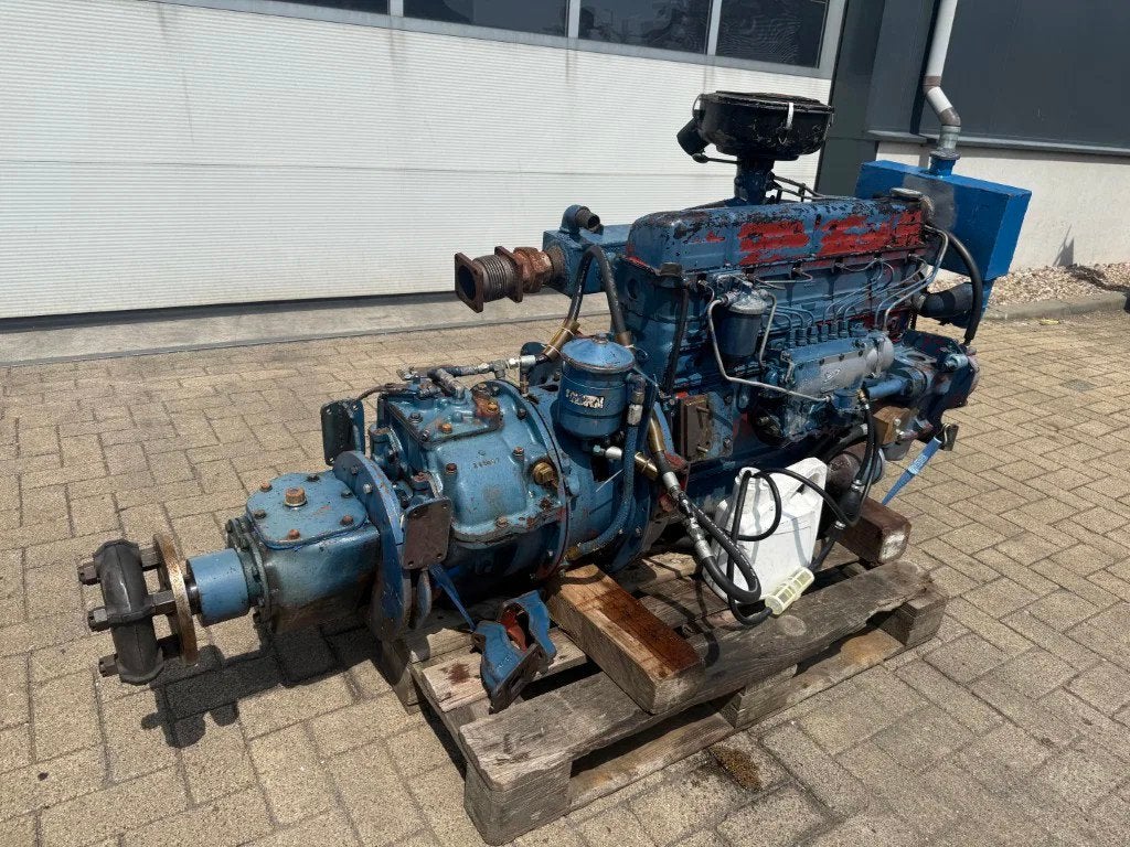 Ford 510E 100 PK 6 cilinder marine diesel motor met keerkopp, Ophalen of Verzenden