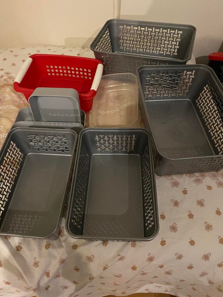 Verschillende mandjes / bakjes voor caravan of zo, Ophalen of Verzenden, Zo goed als nieuw