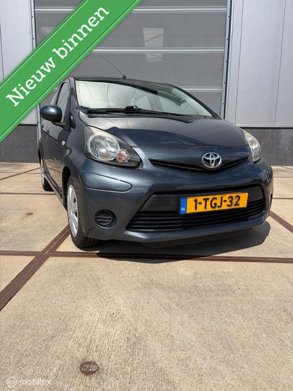 Toyota Aygo 1.0 VVT-i Aspiration, Voorwielaandrijving, Euro 5, Gebruikt, 4 stoelen