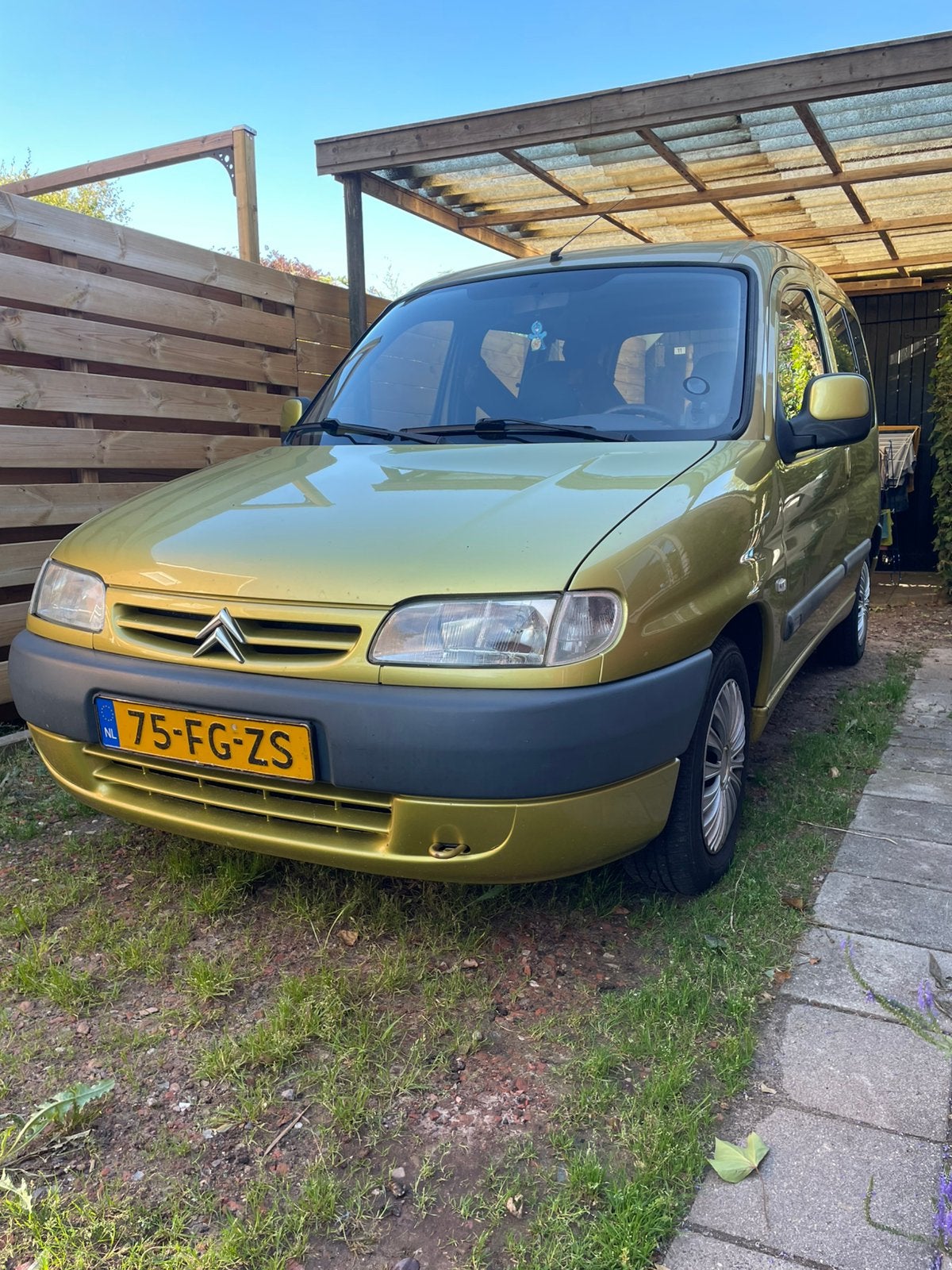 Citroën Berlingo 1.8 I Multispace 2000 Geel, Auto's, Citroën, Voorwielaandrijving, Stof, 1145 kg, 4 cilinders