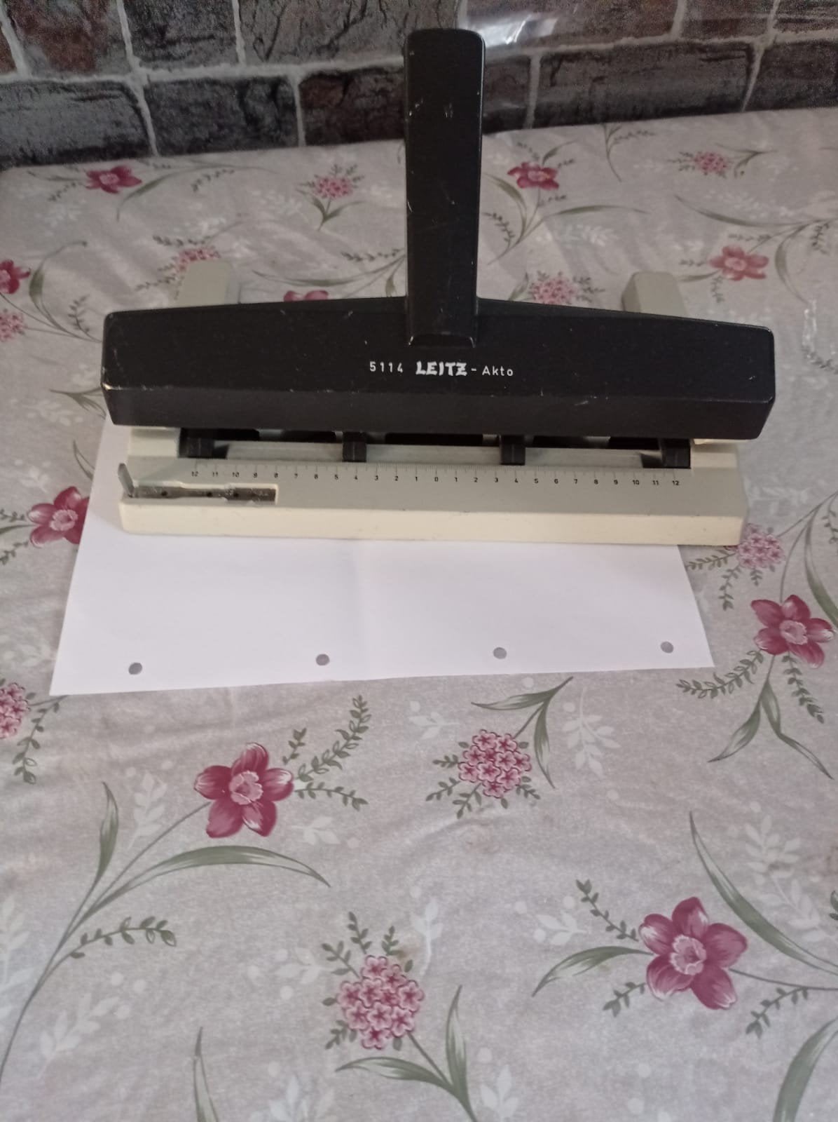 Deze Leitz Akto 5114 perforator, Ophalen of Verzenden