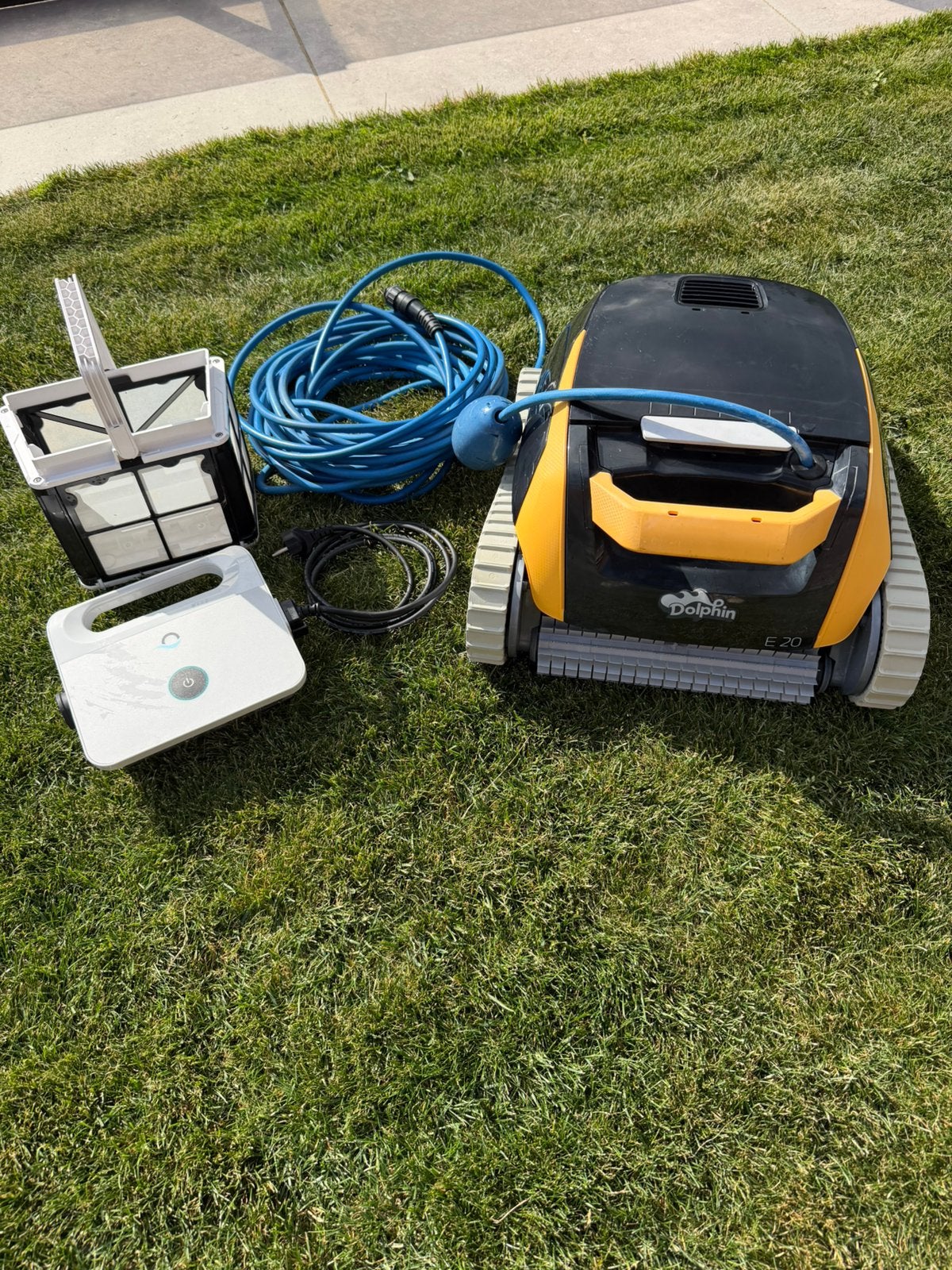 Dolphin zwembadrobot zwembadzuiger zwembad robot, Tuin en Terras, Zwembad-toebehoren, Ophalen, Zo goed als nieuw