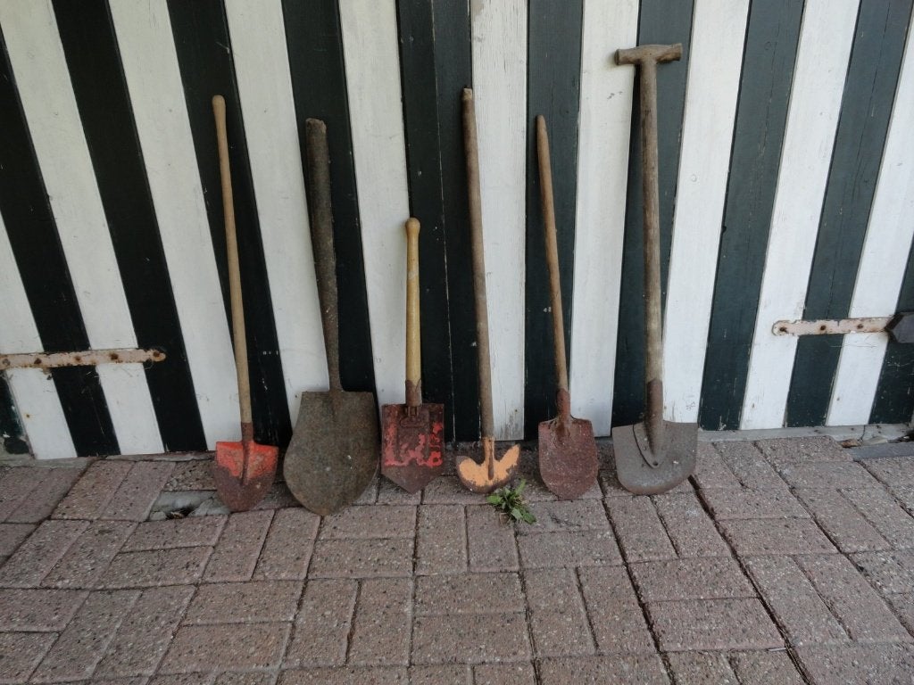 Tuingereedschap, harken, spades, rieken, vorken en schopjes, Tuin en Terras, Ophalen of Verzenden, Gebruikt