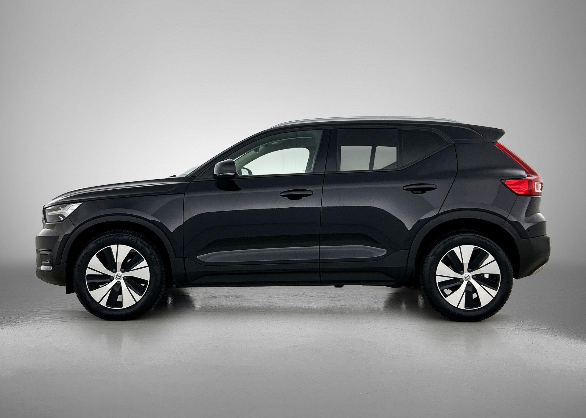 Volvo XC40 1.5 T2 Momentum Core | Automaat | Apple Carplay /, Auto's, 12 maanden, Gebruikt, Euro 6, Leder en Stof